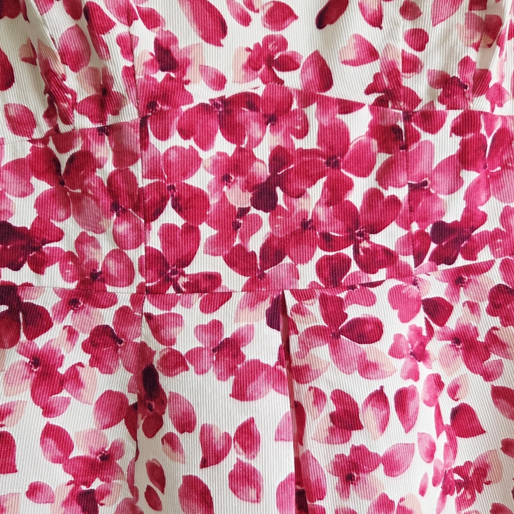 TAHARI ✨️ White Floral Sleeveless Midi Women's Dress Size 4P - Picture 7 of 14